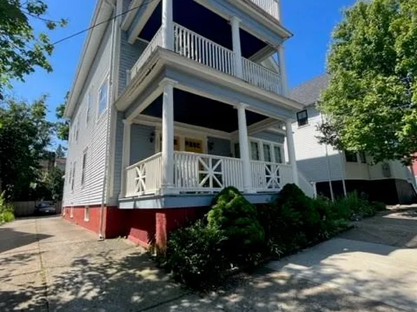 253 Doyle Ave #2, Providence, RI 02906