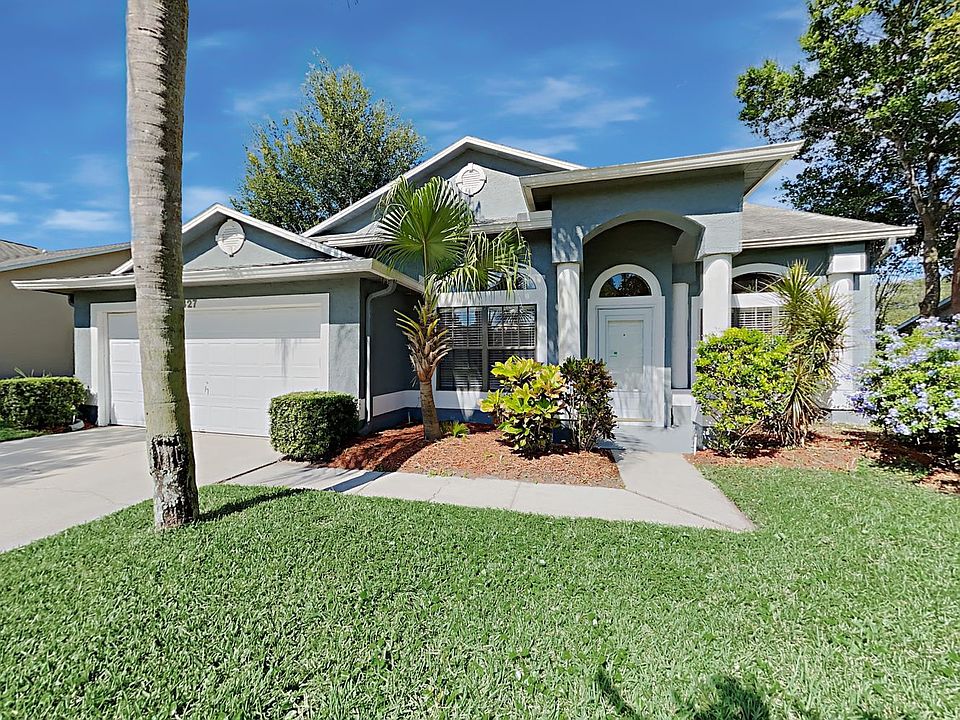 1st image of 427 Country Wood Cir