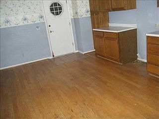 4th image of 53573 Bridgewood Dr