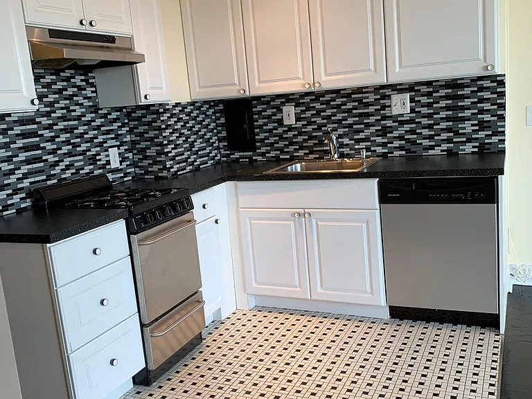 2800 Wisconsin Ave NW #1011 — Photo 5