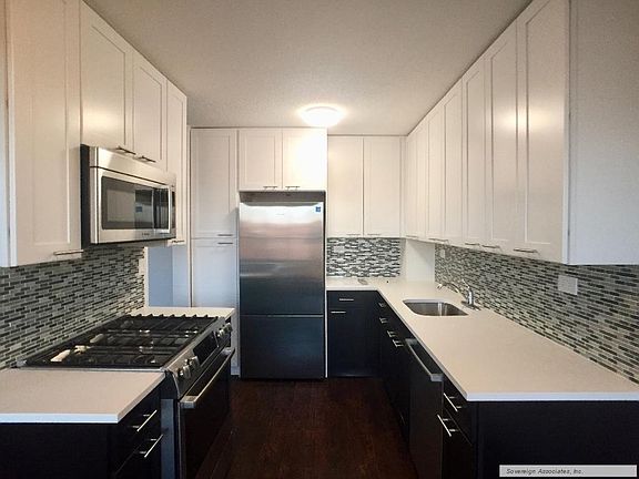 2nd image of 150 W 225th St APT 9F