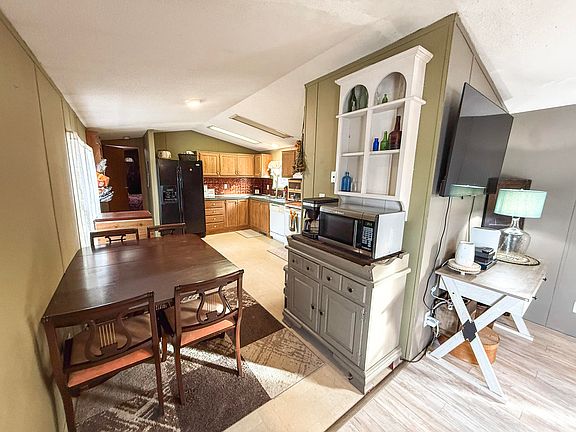 5th image of 3 Baxter Place