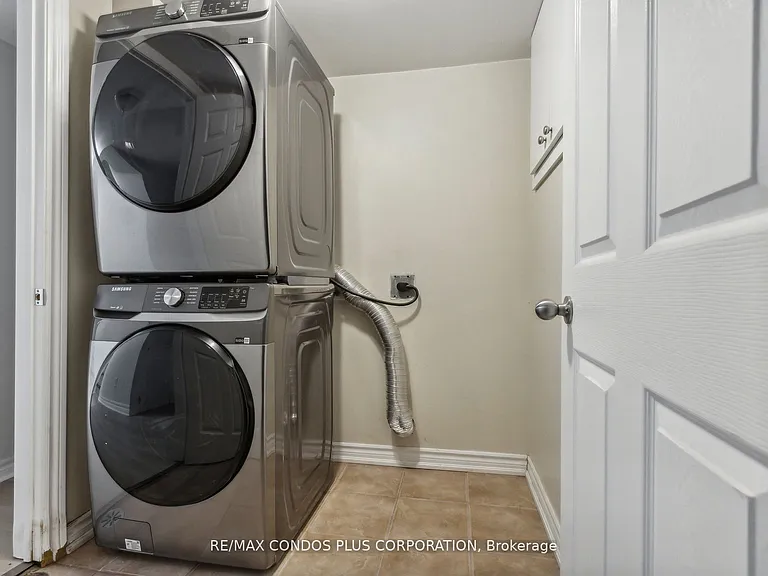 294 Fergus Ave #2 — Photo 6