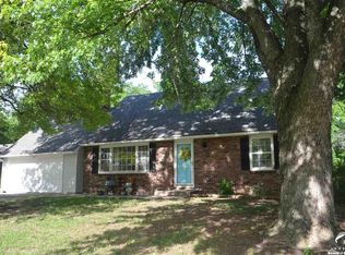 2106 Marvonne Rd, Lawrence, KS 66047