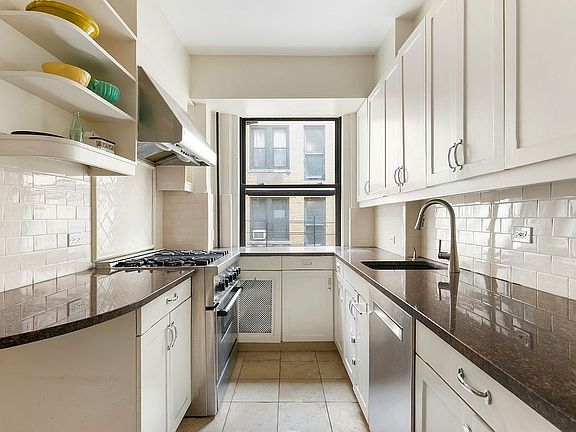 5th image of 325 W 86th St APT 14C