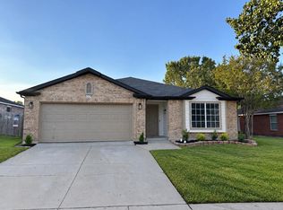 1309 Dundee Dr, Arlington, TX 76002