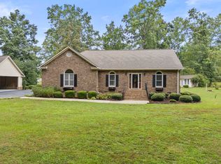 225 Plantation Ln, Inman, SC 29349