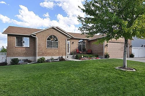 1st image of 9375 S Grand Teton Dr