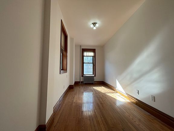 4th image of 388 15th St #1F