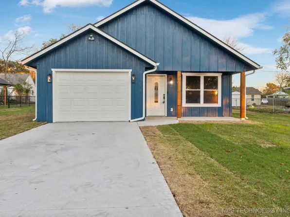 17 S Ora St, Pryor, OK 74361