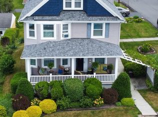 302 Hickory St, Peckville, PA 18452