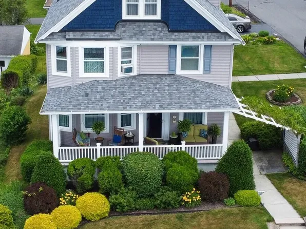 302 Hickory St, Peckville, PA 18452