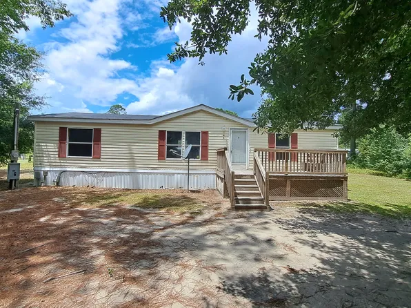 40 Ginger Ln, Kingstree, SC 29556