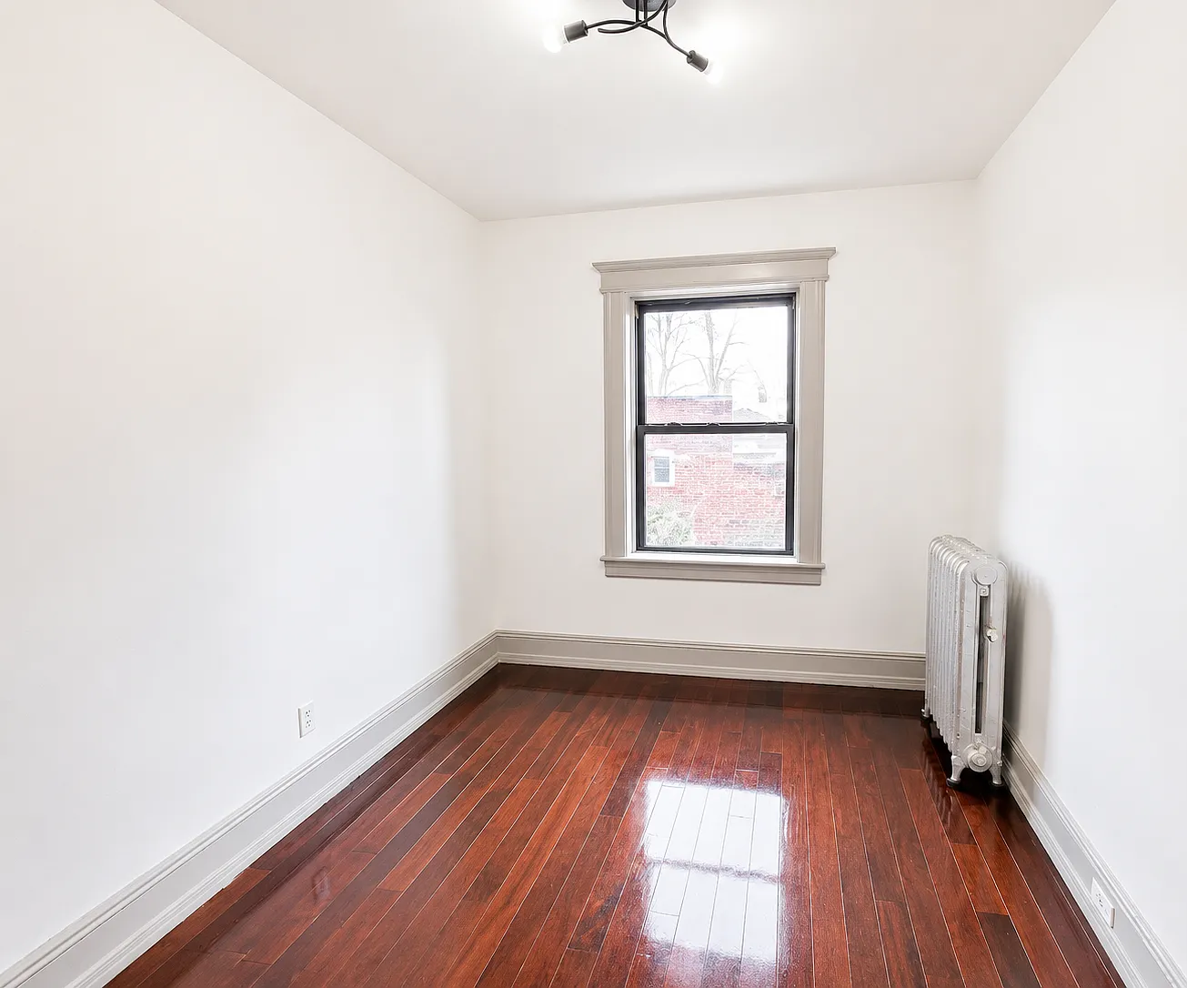 2 bed, 1.0 bath, 650 sqft, $1,950 — Photo 4