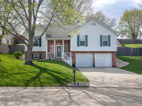 3412 N 36th St, Saint Joseph, MO 64506