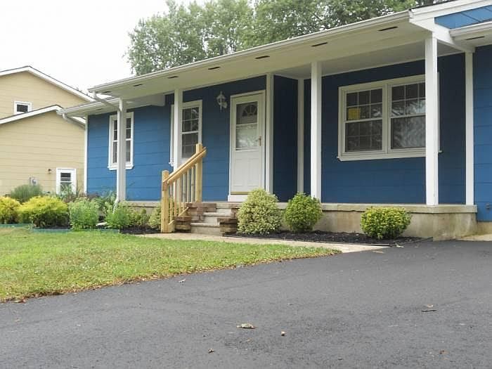 1st image of 24 Carver St