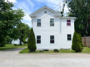 12 Leidhold Pl, Pittsfield, MA 01201