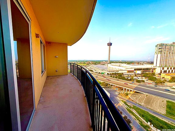 3rd image of 215 Center UNIT 1608