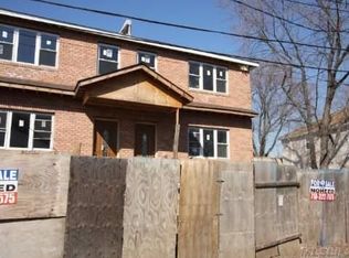 102-05 163 Dr, Hamilton Beach, NY 11414
