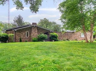 3458 Lakeside Dr, Jasper, IN 47546