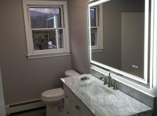 83 Phenix Ave, Cranston, RI 02920