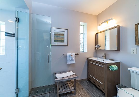2nd image of 243 Willow Ave