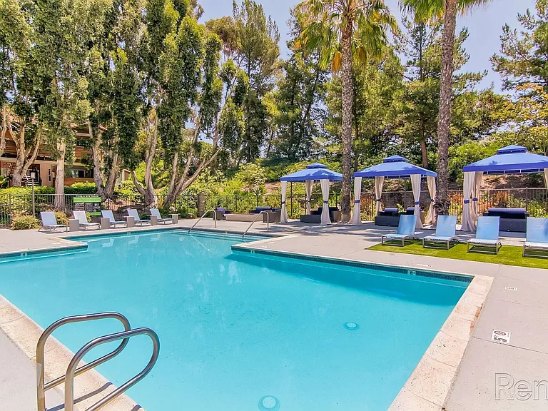 Idyllwillow Pool