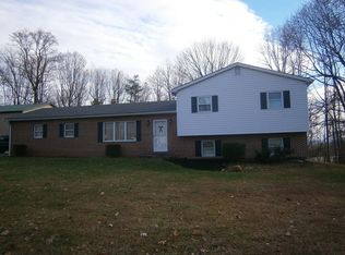 570 Cassel Rd, Manchester, PA 17345