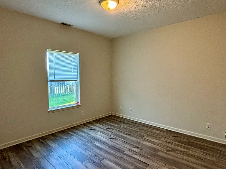 3046 Goddard Ct — Photo 6