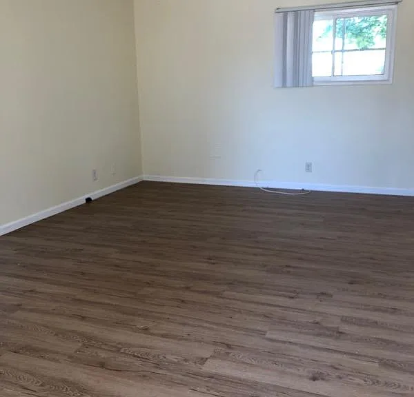 20244 Hartland St — Photo 26