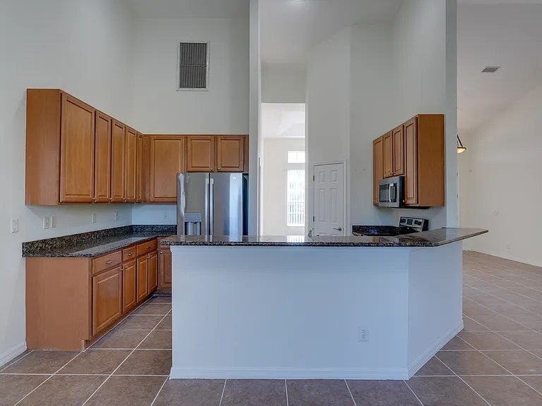 5279 Lovett Rd — Photo 6