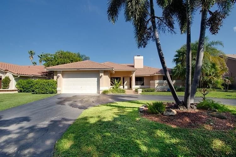 1st image of 8447 NW 51st Pl