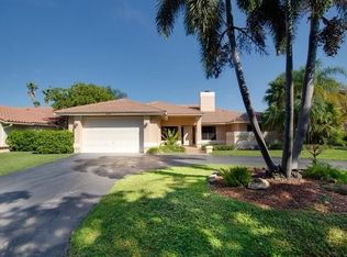 8447 NW 51st Pl, Pompano Beach, FL 33067