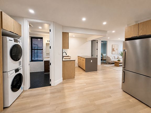 3rd image of 595 Metropolitan Ave APT A1