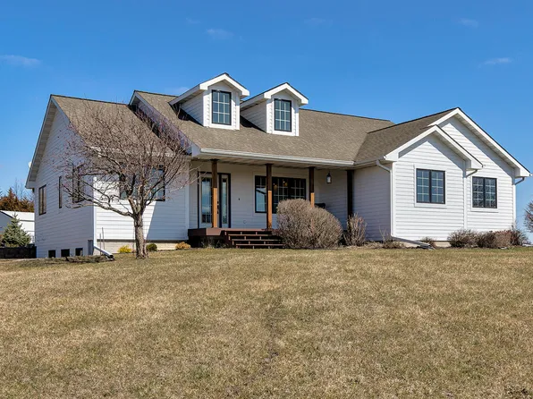 2211 207th Pl, Boone, IA 50036