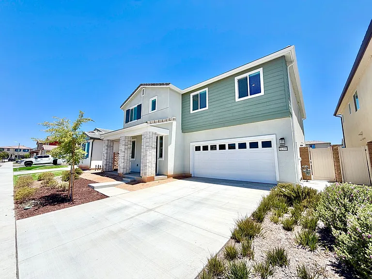 34390 Coconut Cir — Photo 2