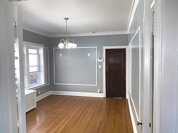 5th image of 7951 S Yates Blvd