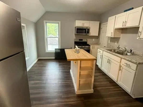 66 Hatch Ave APT 2, Saint Paul, MN 55117