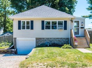 233 Roosevelt Rd, Weymouth, MA 02188