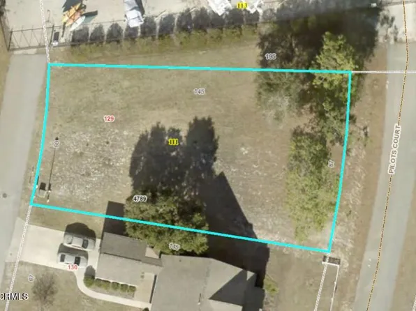 111 Pilots Court, Newport, NC 28570