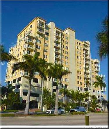 1st image of 1625 Kennedy Cswy APT 806B
