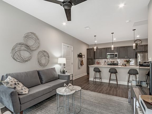 025-1305OakStreet-Columbus-OH-43205-FULL