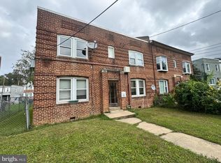242 Oakwood St SE, Washington, DC