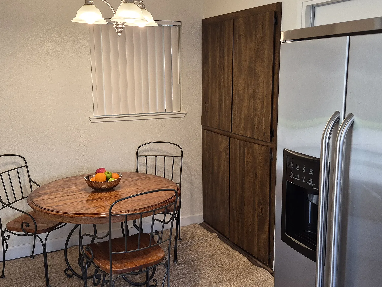 9458 Roseburg Ct — Photo 4