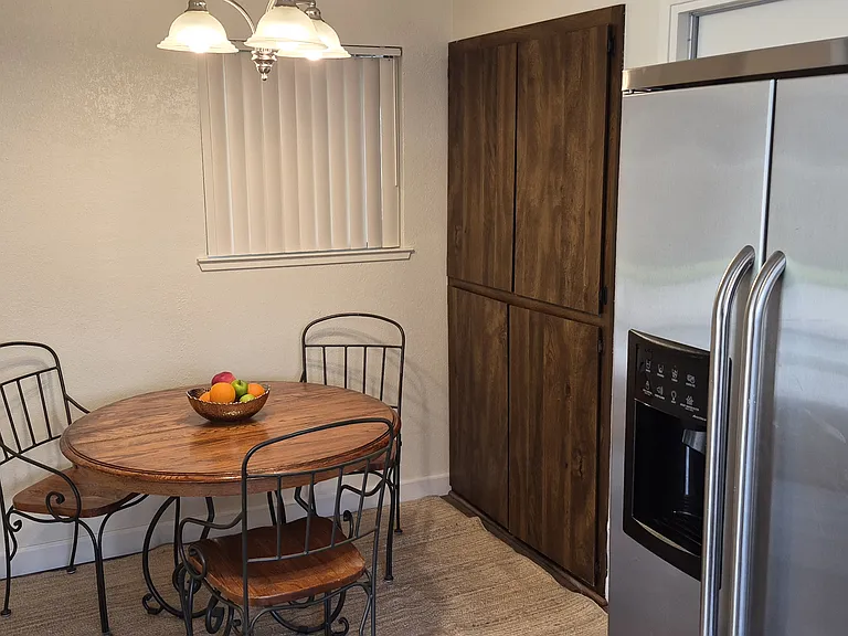 9458 Roseburg Ct — Photo 4