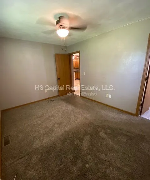 2 Innsbruck Ln — Photo 13