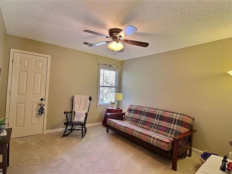 2345 Linkenholt Dr — Photo 16