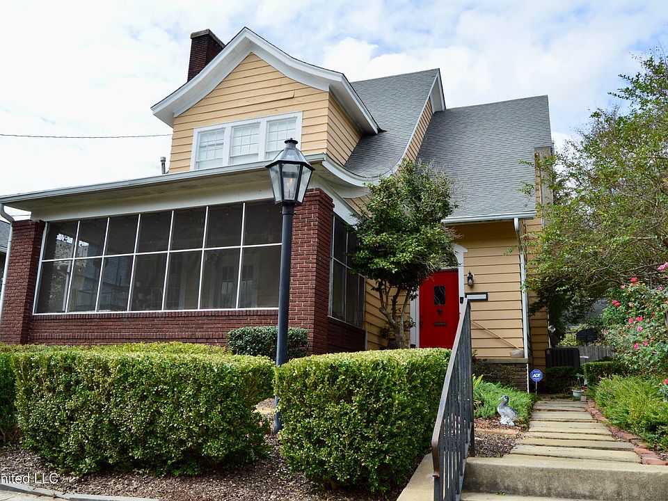 1st image of 414 S Union St