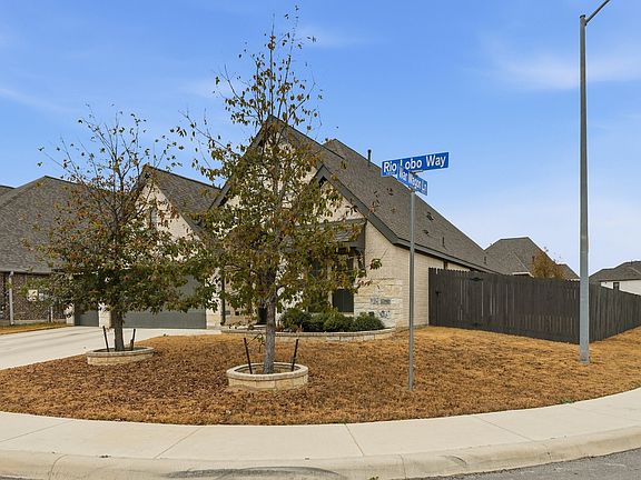 4th image of 14107 Rio Lobo