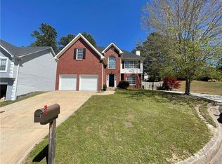 730 Queens Ct, Riverdale, GA 30296